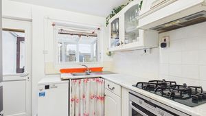 Photo 11- click for photo gallery